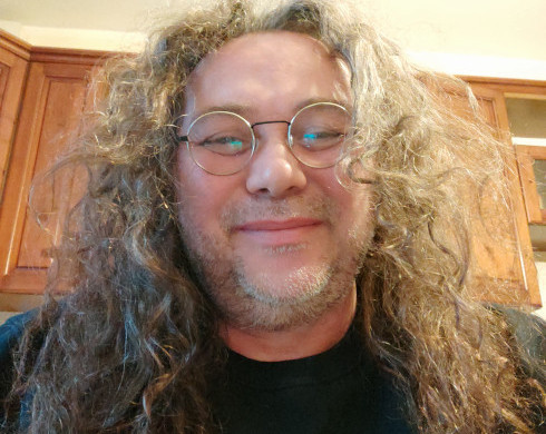 Uomo, 50 anni, di Milano, italiano, snello clon capelli lunghi