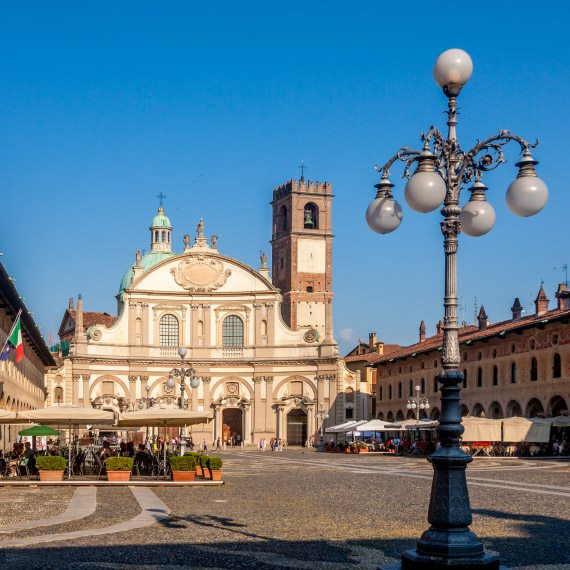 incontra donne a Vigevano