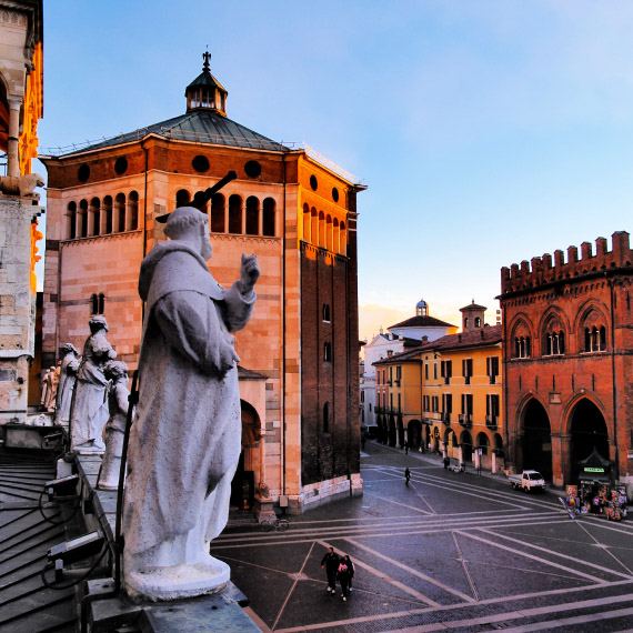 incontra donne a Cremona